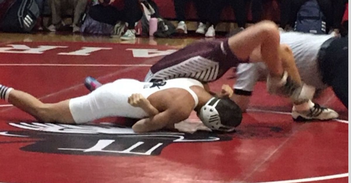 Williamsport wrestling Cael Nasdeo pin_2019.jpg
